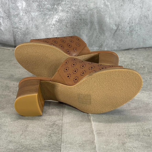 Jack Rogers Women's Mocha Leather Ronnie Perforated Peep-Toe Sandals SZ 7 - Picture 8 of 9